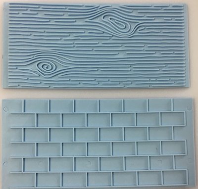 ### Pan Decor Impression Mats Wood/Tree Bark &amp; Brick Wall - Σετ 2τεμ Ανάγλυφα Πατάκια Φλοιός Δέντρου &amp; Τούβλινος Τοίχος