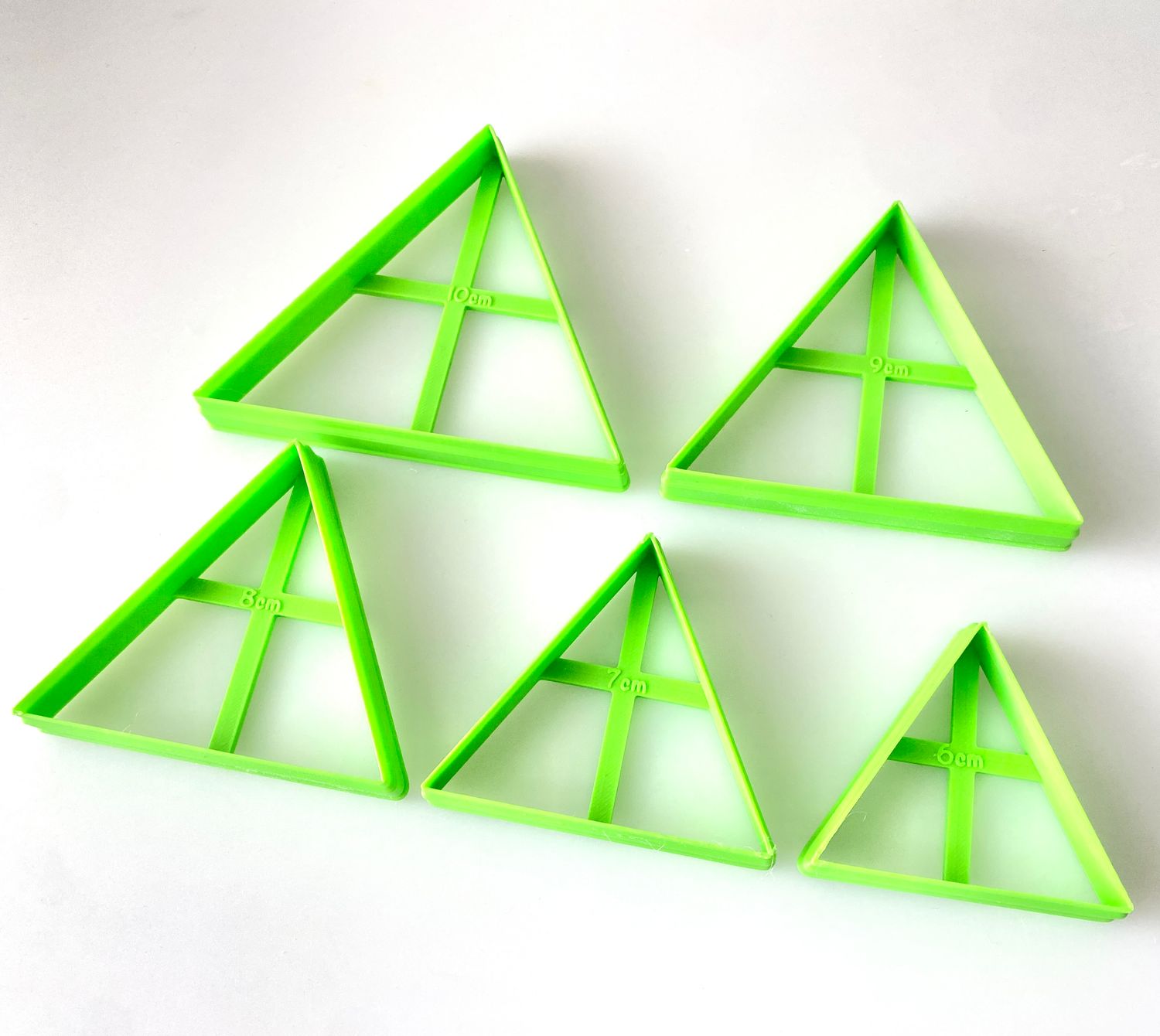CBS Geo-Cutters -EQUILATERAL TRIANGLE -Σετ 5 Κουπάτ Ισόπλευρο Τρίγωνο 6-10εκ
