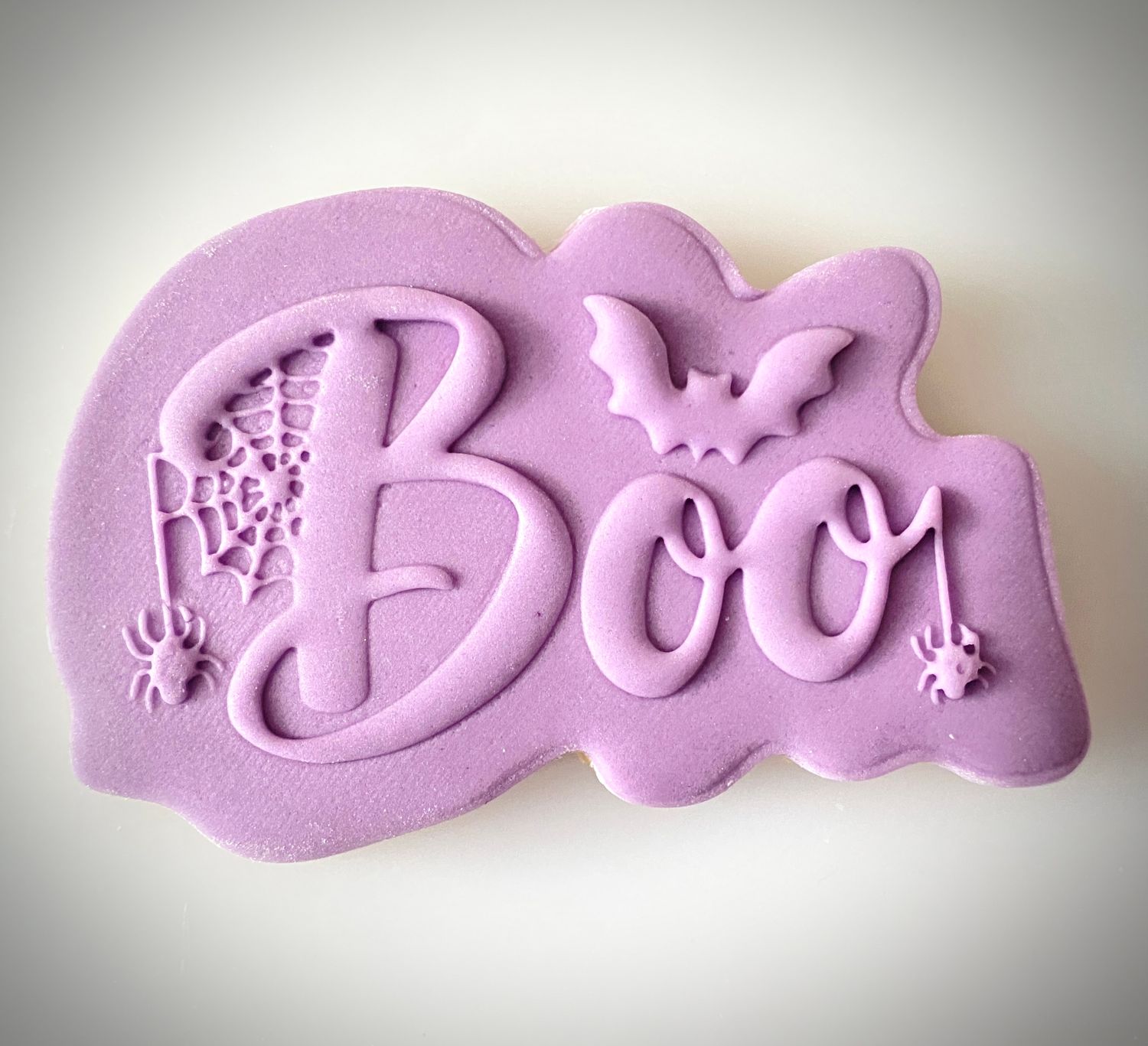 CBS Stamp &amp; Cutter &#39;BOO&#39; EMBOSS Κουπάτ &amp; Σφραγίδα 9εκ, 10εκ, 11εκ