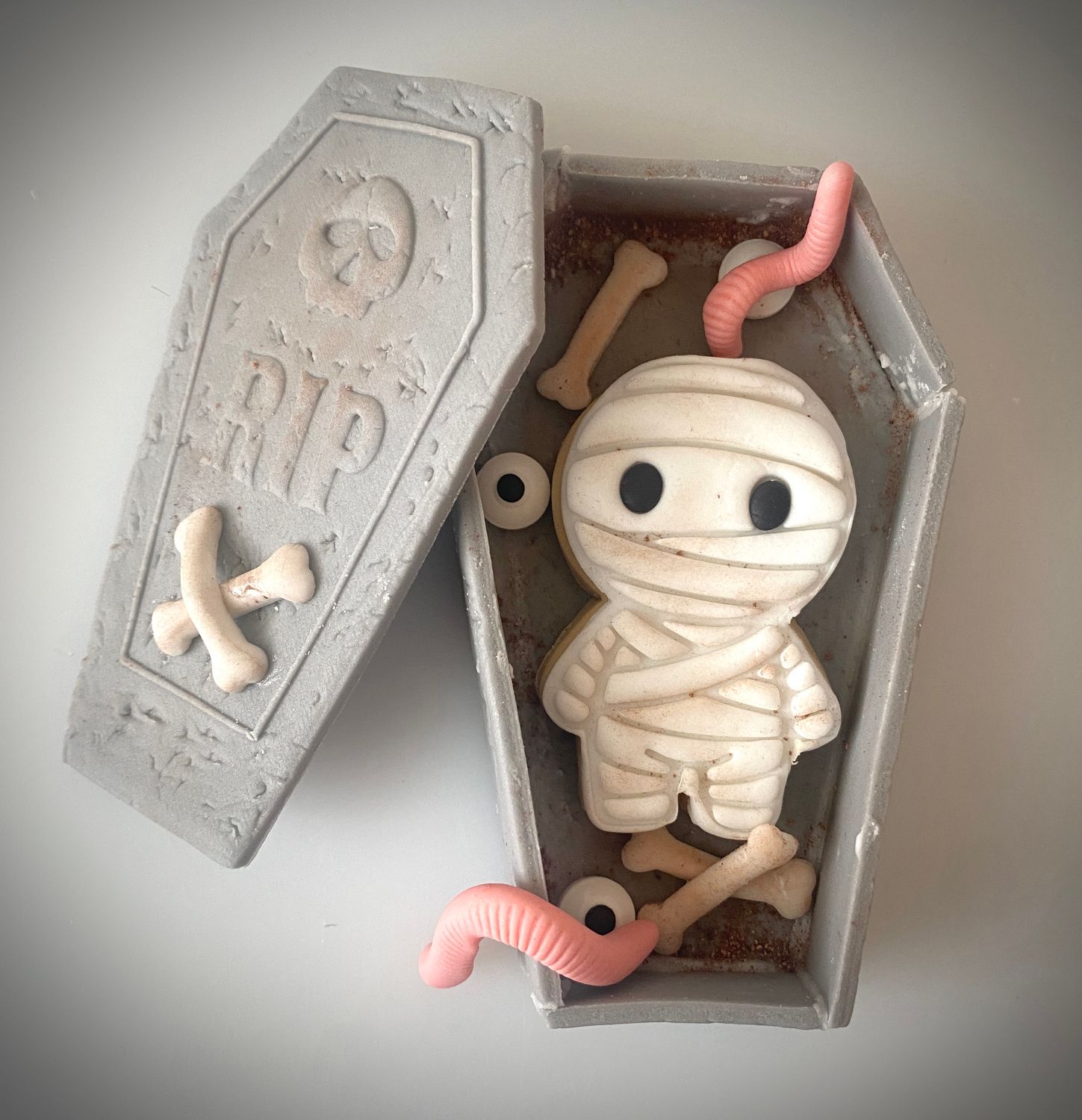 CBS Σετ 9 τμχ κουπάτ COFFIN &amp; MUMMY 10εκ- Σετ φέρετρο και μούμια