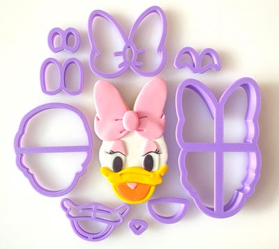 CBS Σετ 9 τμχ κουπάτ  DAISY DUCK 10εκ, 11εκ