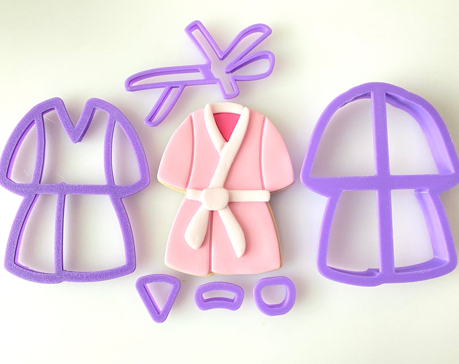 CBS Σετ 6τμχ κουπάτ BATH ROBE 8εκ, 9εκ, 10εκ -Κουπάτ Ρόμπα Μπάνιου