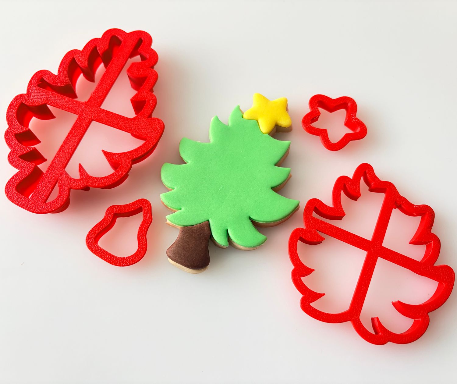 CBS Σετ 4 τμχ κουπάτ CHRISTMAS TREE -ΣΧΕΔΙΟ 1 9εκ, 10εκ ή 11εκ