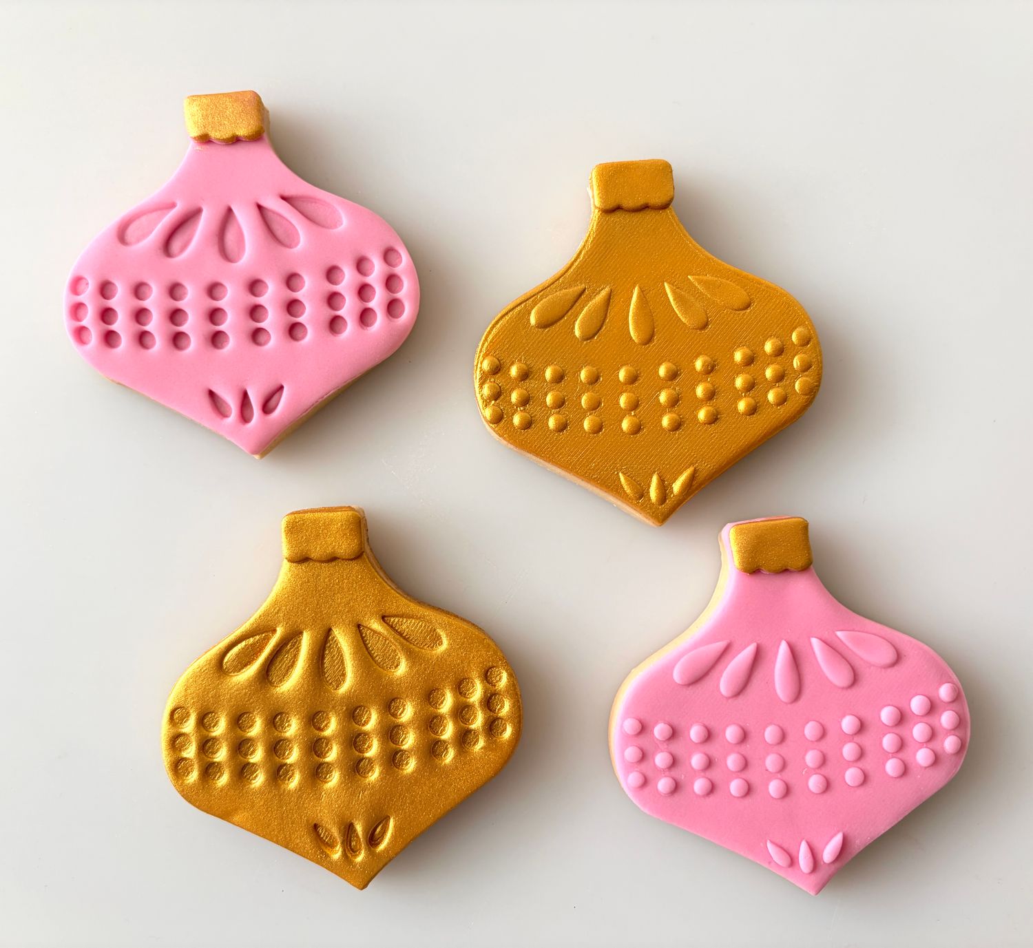 CBS Σετ 4τμχ κουπάτ BAUBLE-Design 2  -Κουπάτ 8εκ