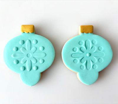 CBS Σετ 4τμχ κουπάτ BAUBLE-Design 1 -Κουπάτ Μπάλα Χριστουγέννων 8εκ