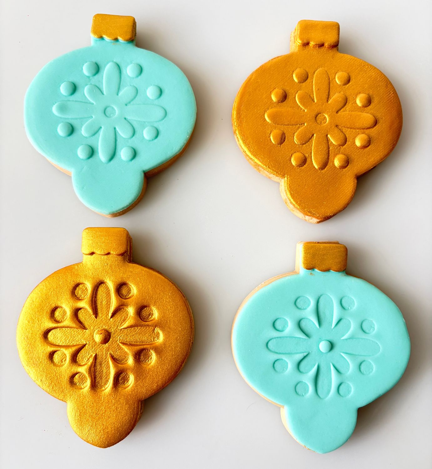 CBS Σετ 4τμχ κουπάτ BAUBLE-Design 1  -Κουπάτ 8εκ