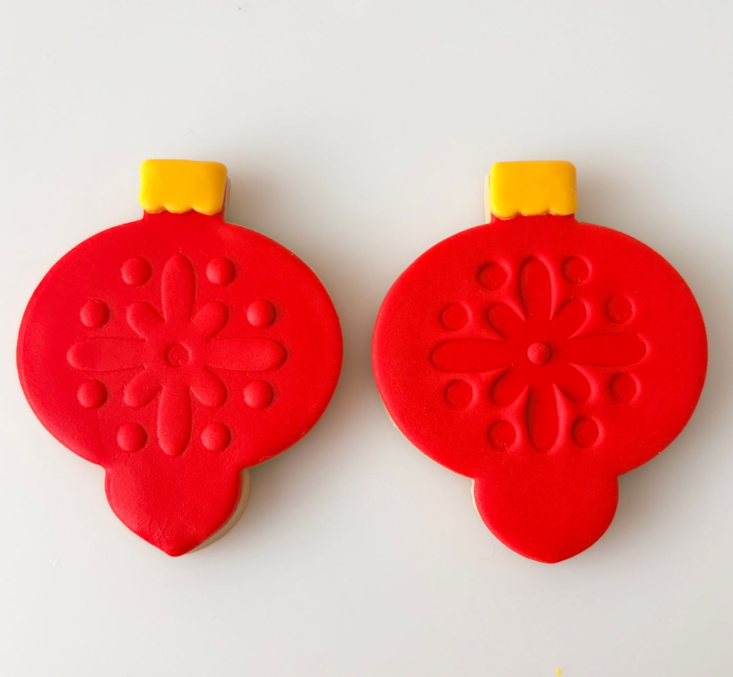 CBS Σετ 4τμχ κουπάτ BAUBLE-Design 1  -Κουπάτ 8εκ