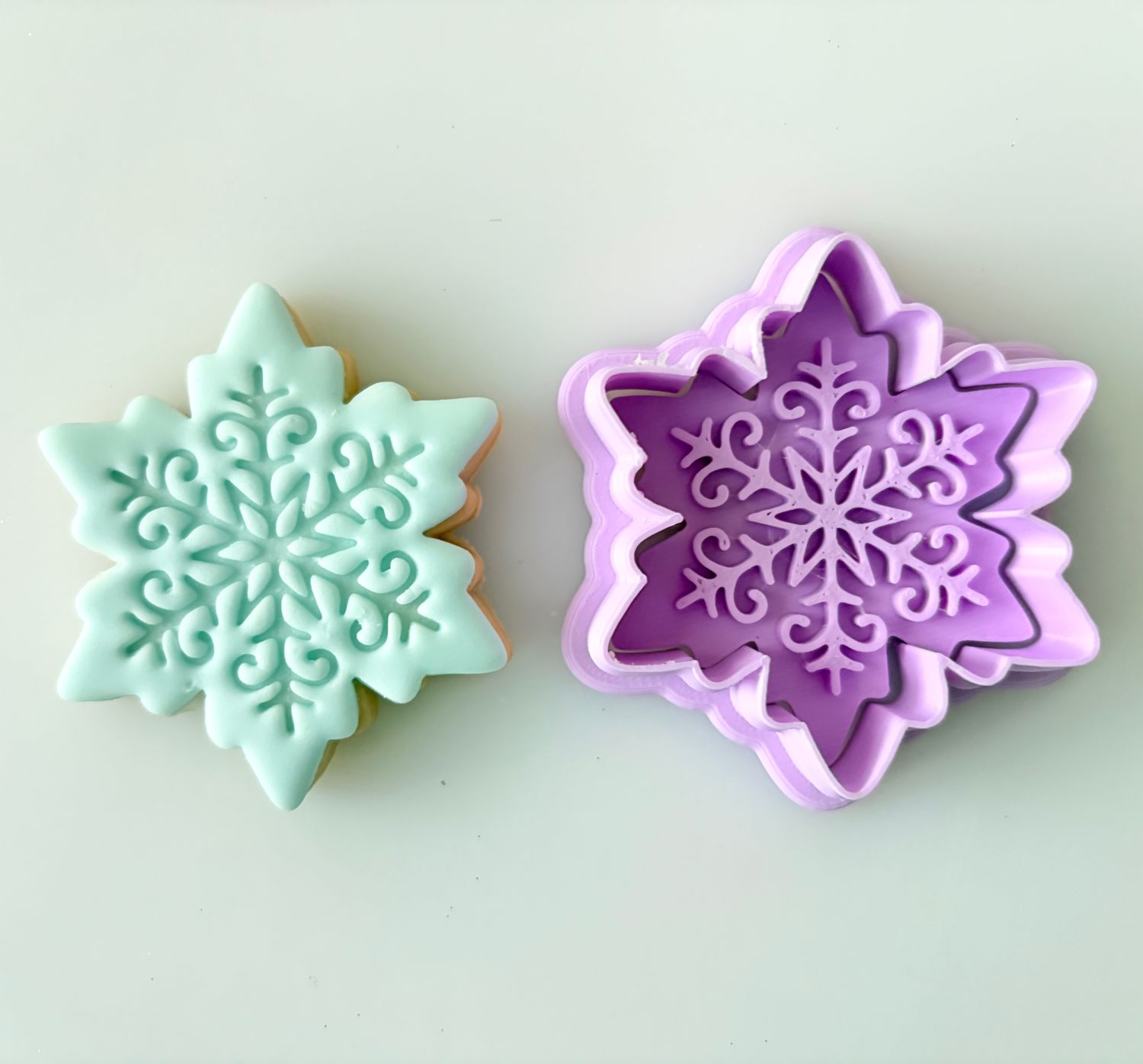 CBS Stamp &amp; Cutter 'ΧΙΟΝΟΝΙΦΑΔΑ΄ ΣΧΕΔΙΟ 1 Κουπάτ &amp; Σφραγίδα 6εκ, 7εκ, 8εκ, 9εκ