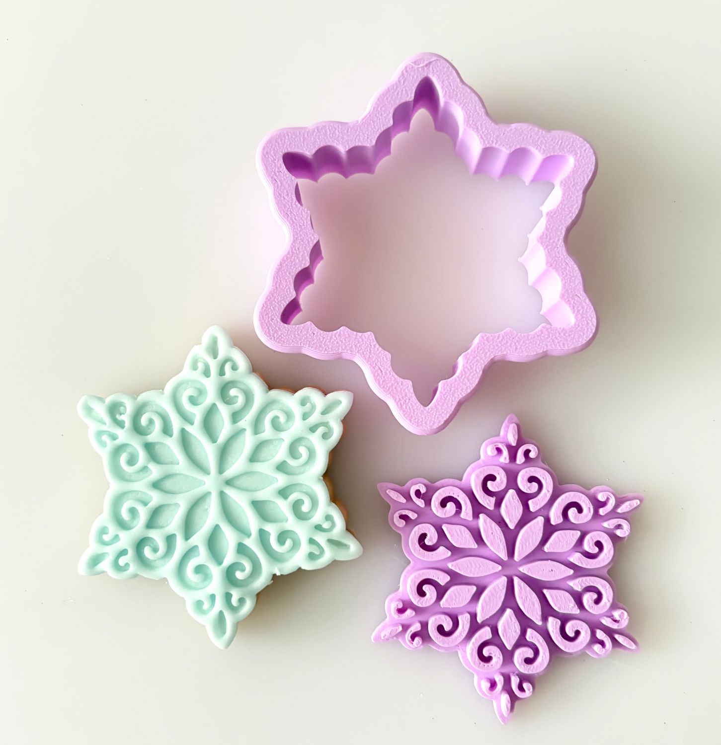 CBS Stamp &amp; Cutter 'ΧΙΟΝΟΝΙΦΑΔΑ΄ ΣΧΕΔΙΟ 2 Κουπάτ &amp; Σφραγίδα 6εκ, 7εκ, 8εκ, 9εκ