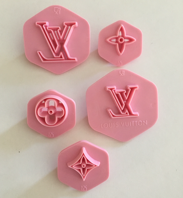 ### Fashion Cutter &amp; Embosser LOUIS VUITTON Σετ 5τεμ Ανάγλυφα κουπ πατ Λούϊ Βιτόν