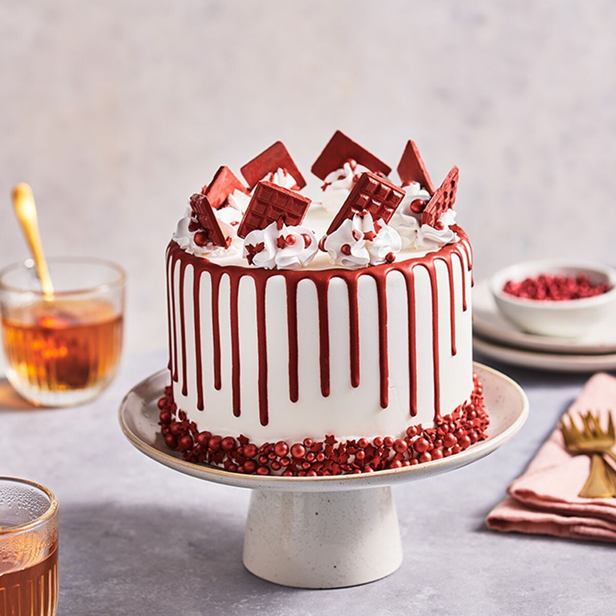 SALE!!! FunCakes Choco Drip -RUBY 180g - Drip σοκολάτας Βαθύ Κόκκινο ΑΝΑΛΩΣΗ ΚΑΤΑ ΠΡΟΤΙΜΗΣΗ 30/11/26
