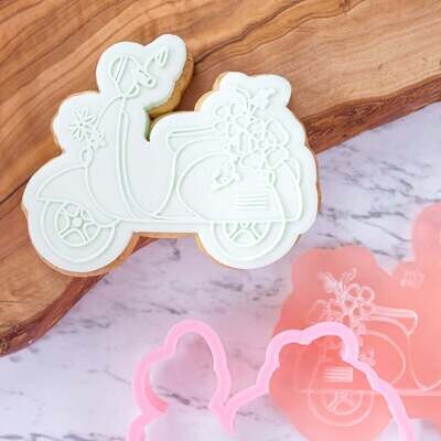 SALE!!! Sweet Stamp -OUTboss Stamp 'n Cut -FLORAL MOPED - Κουπ Πατ και Σφραγίδα Μηχανάκι/Βέσπα με Λουλούδια-