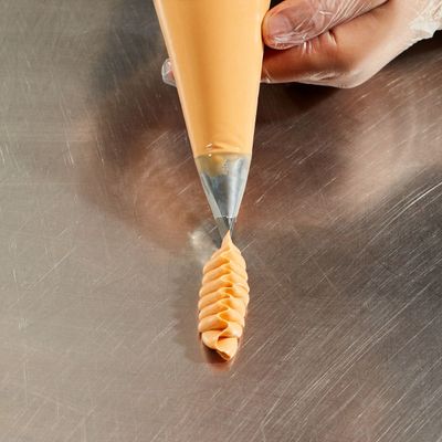 Colour Mill Piping Tip - 125  Drop Flower-Μύτη κορνέ Πέταλο λουλουδιού