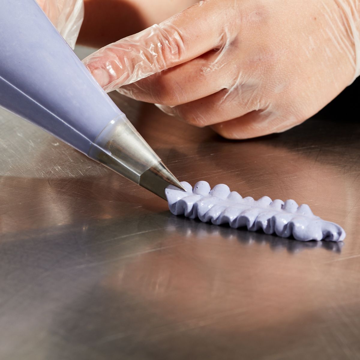 Colour Mill Piping Tip - 353 Leaf-Μύτη κορνέ φύλλα λουλουδιών