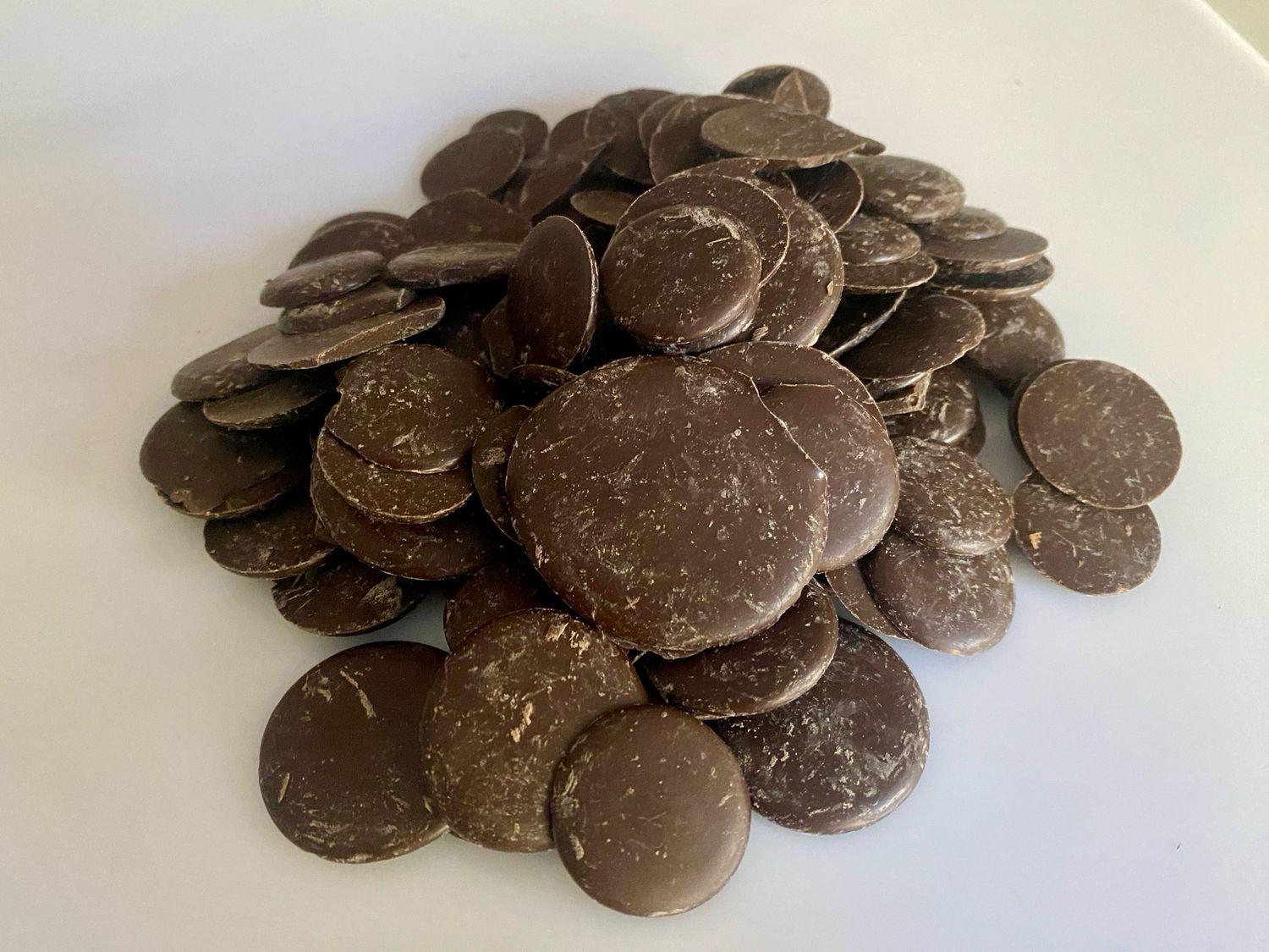 Compound Chocolate Buttons - 1 κιλό - Απομίμηση  Σοκολάτας Υγείας σε Κουμπιά