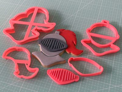CBS Σετ 5τμχ κουπάτ KNIGHT'S HELMET  8εκ, 9εκ ή 10εκ-Περικεφαλαία Ιππότη