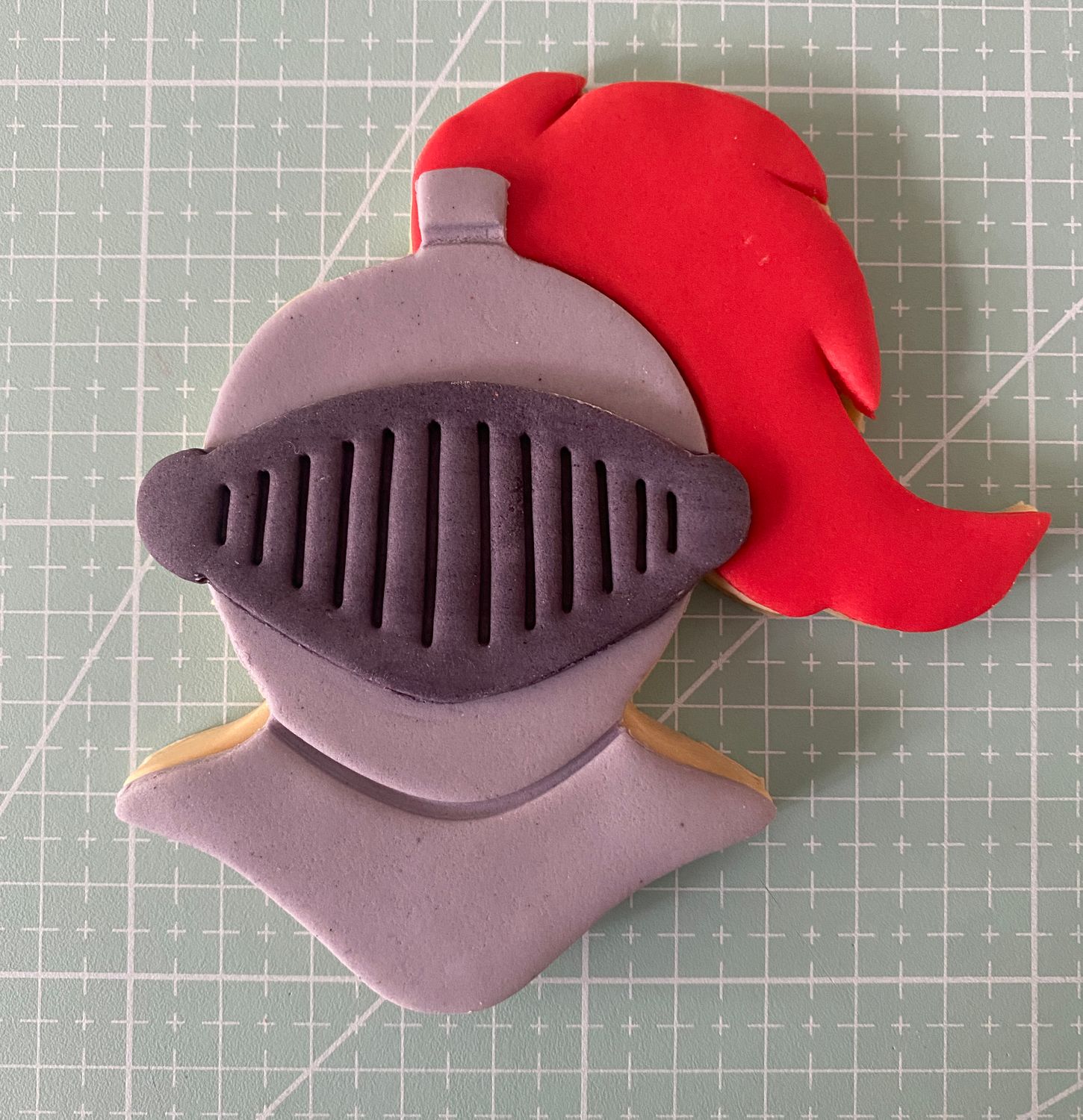 CBS Σετ 5τμχ κουπάτ KNIGHT'S HELMET  8εκ, 9εκ ή 10εκ-Περικεφαλαία Ιππότη