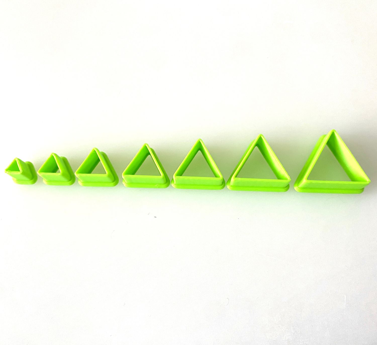 CBS Geo-Cutters -EQUILATERAL TRIANGLE- Σετ 7 Ισόπλευρο Τρίγωνο 0.5-2εκ