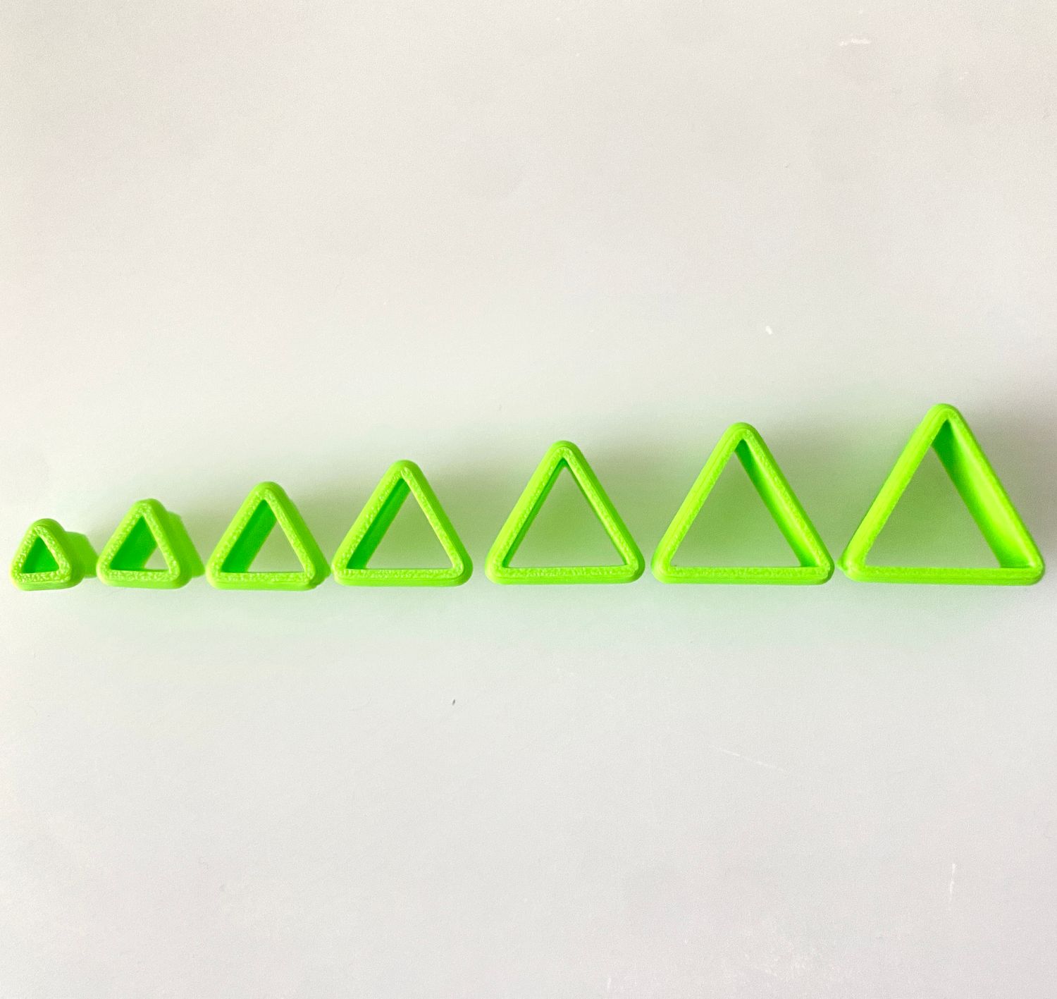 CBS Geo-Cutters -EQUILATERAL TRIANGLE- Σετ 7 Ισόπλευρο Τρίγωνο 0.5-2εκ