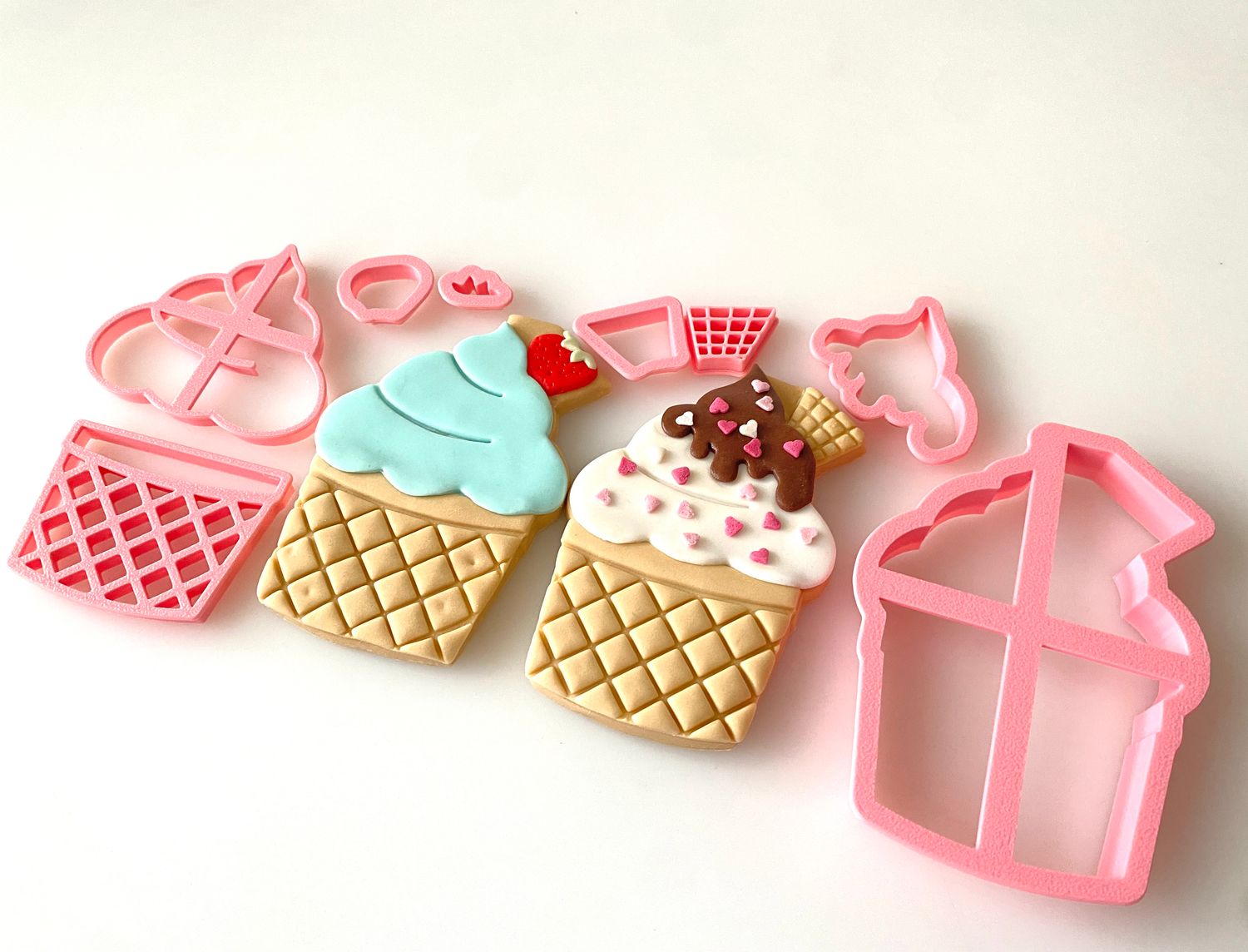 CBS Σετ 8 τμχ κουπάτ ICE CREAM WAFER CUP 8εκ, 9εκ, 10εκ -παγωτό κυπελάκι