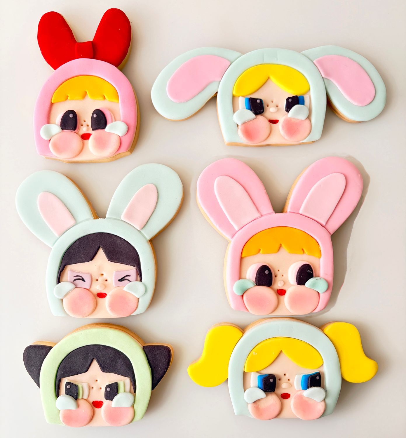 CBS Σετ 26 τμχ κουπάτ POP MART CRYBABY Σετ Κουπάτ για 6 πρόσωπα και παραπάνω