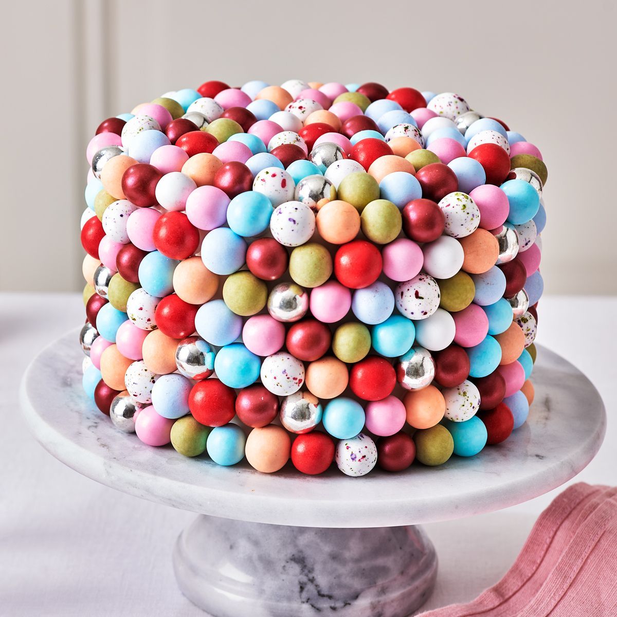 FunCakes Choco Crispy Balls - LOVE AFFAIR 130g - Σοκολατένιες Τραγανές Μεγάλες Πέρλες Μεταλλικό