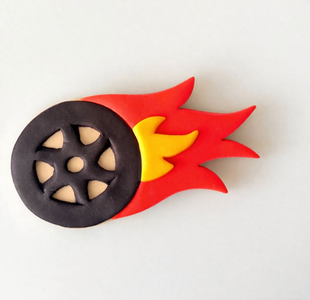 CBS Σετ 4τμχ κουπάτ HOTWHEELS -Flaming Wheel Κουπάτ Ρόδα