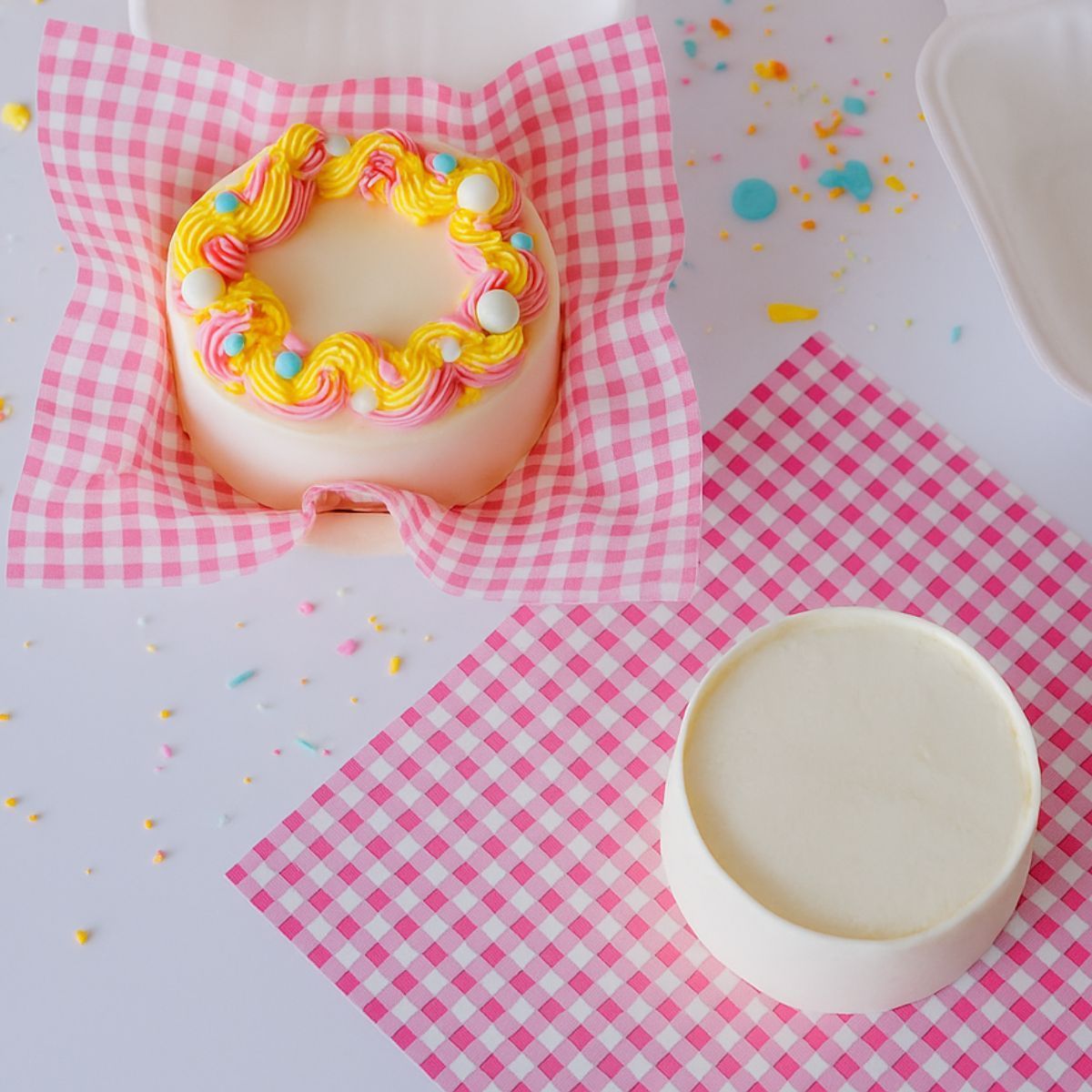 Bento Box Liner PINK CHECKERBOARD 50τμχ- Λαδόκολλα ρόζ