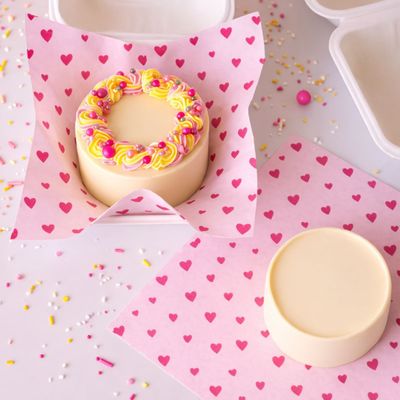 Bento Box Liner PINK HEARTS 50τμχ- Λαδόκολλα Ροζ με Καρδιές