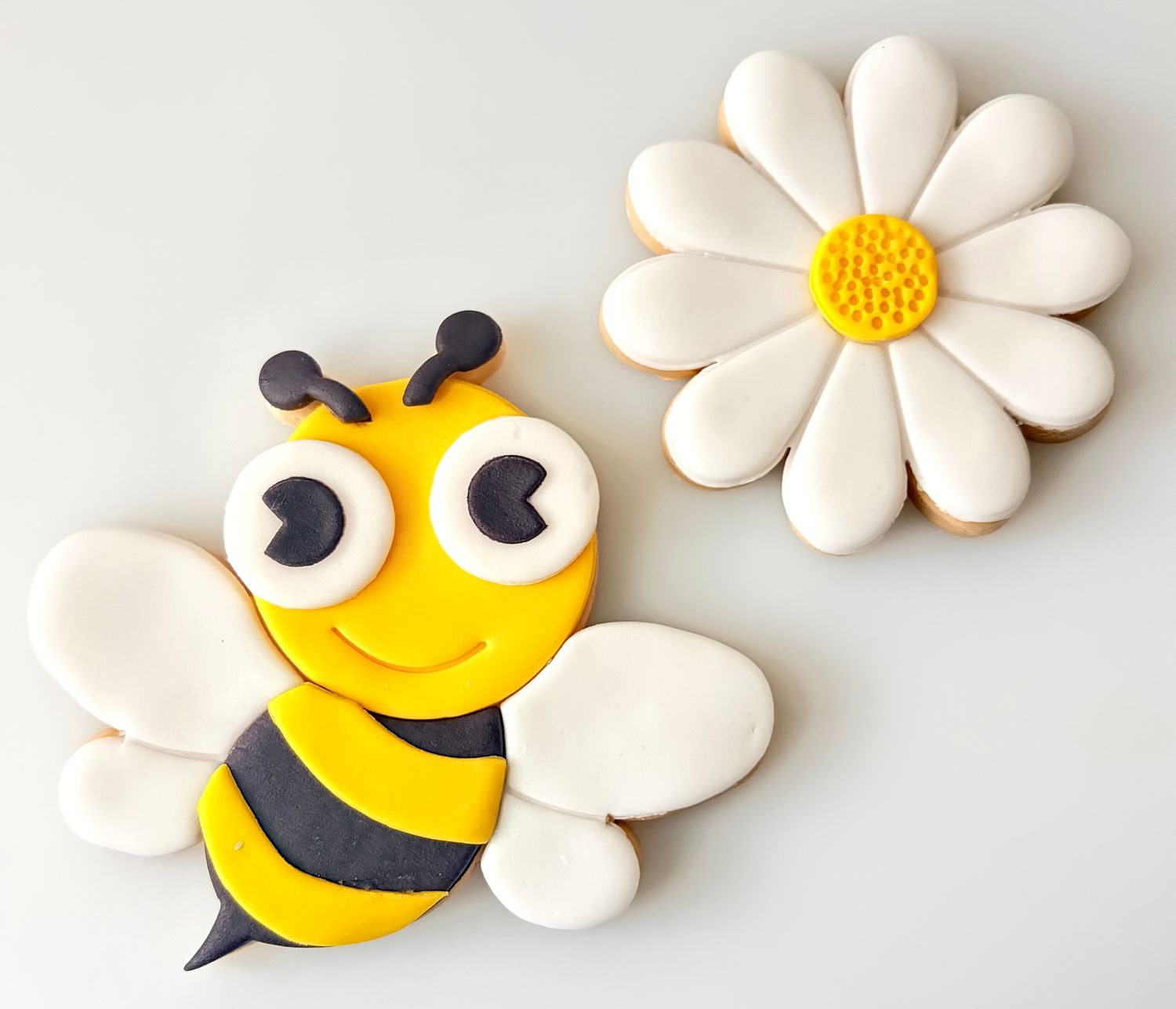 CBS Σετ 4 τμχ κουπάτ  DAISY Design 3-Σετ 4 κουπάτ Μαργαρίτα