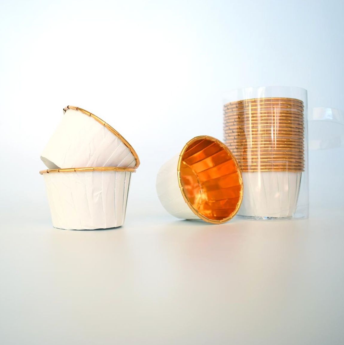 Muffin Cups WHITE &amp; GOLD -Κυπελάκια Ψησίματος Λευκό με Χρυσό 25 τεμ