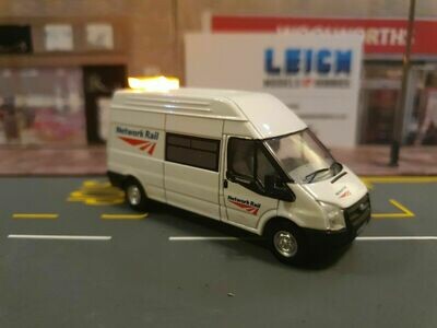 76FT005 - Ford Transit Network Rail with Leigh Models and Hobbies Light Bar