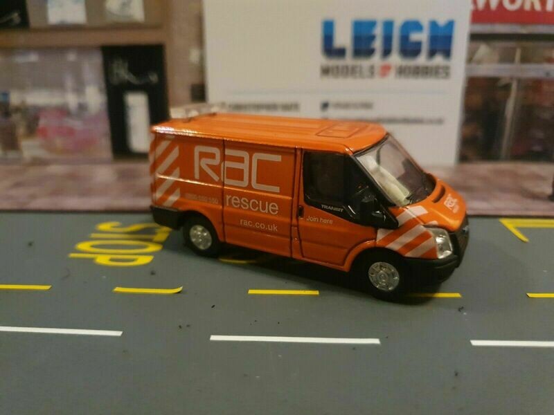 76FT003 - Ford Transit RAC Van with Leigh Models and Hobbies Light Bar