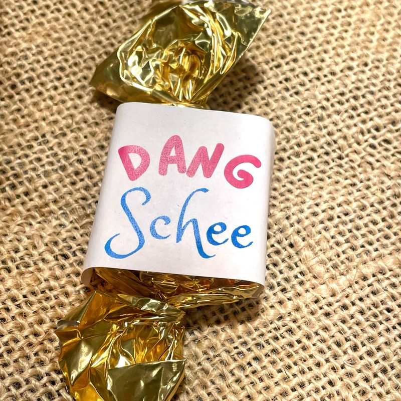 Nougat Schoklädle (DANG SCHEE) Vollmilch 23 g Nougat Schoklädle (DANG SCHEE) Vollmilch 23 g