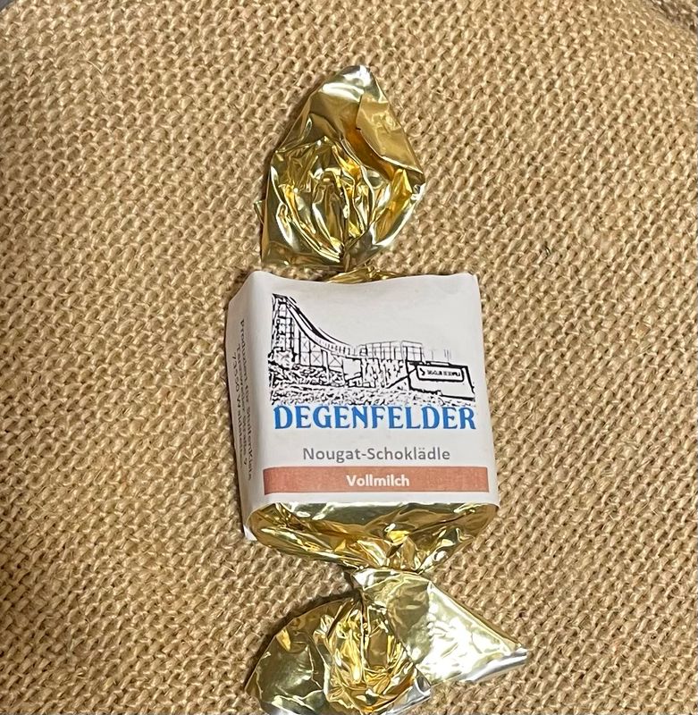 Degenfelder Nougat-Schoklädle 23g schwäbisch Degenfelder Nougat-Schoklädle 23g schwäbisch