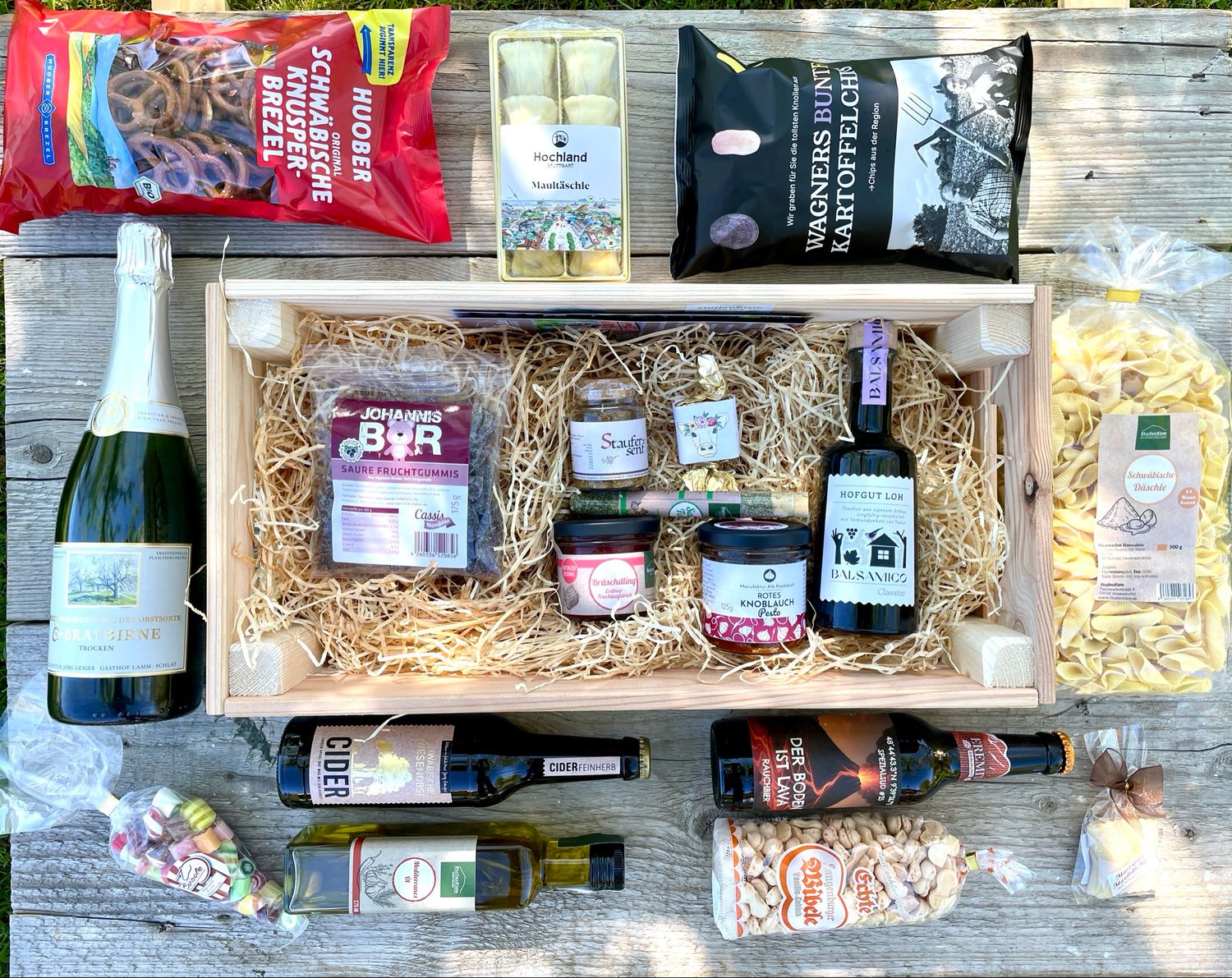Zeiselberg Geschenkkiste – Premium Geschenkbox mit Sekt, Bier, Feinkost & schwäbischen Spezialitäten ?