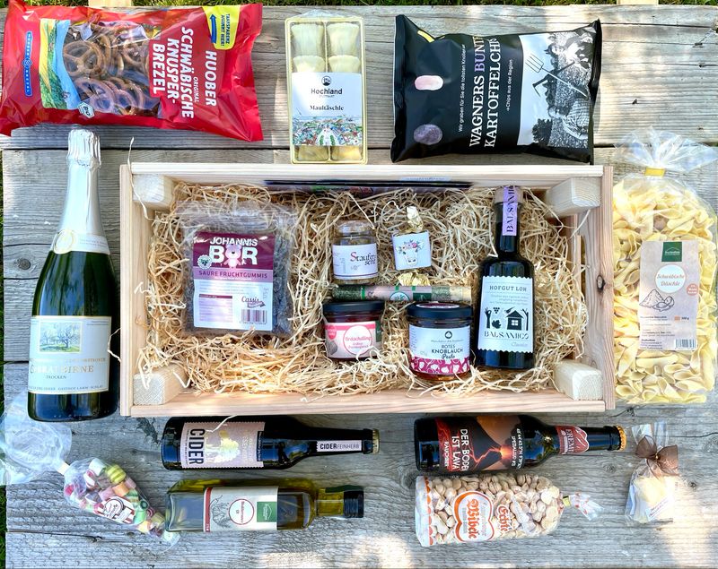 Zeiselberg Geschenkkiste – Premium Geschenkbox mit Sekt, Bier, Feinkost & schwäbischen Spezialitäten ?