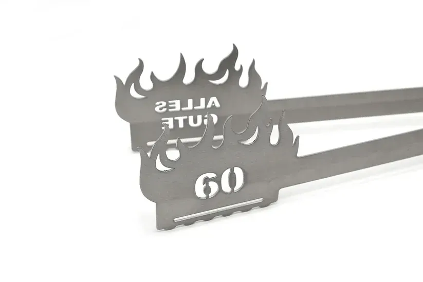 Grillzange Flamme Alles Gute 60 – Grillzange aus Edelstahl zum 60. Geburtstag ?