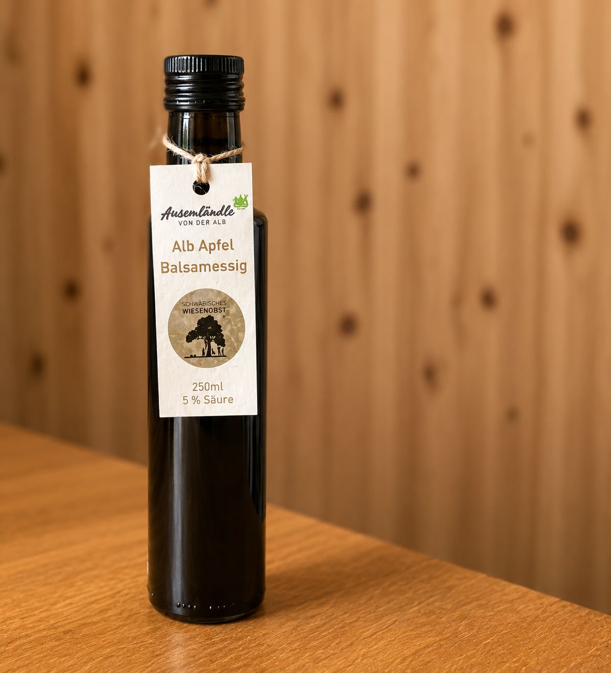 Alb Apfel Balsamessig 250 ml ? Fruchtig-milder Apfelbalsam aus Schwäbischem WiesenObst mit feiner Süße und regionaler Qualität von der Schwäbischen Alb.