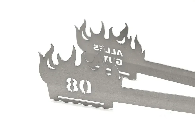 Grillzange Flamme Alles Gute 80 – Edelstahl Grillzange zum 80. Geburtstag ? Grillzange Flamme Alles Gute 80 – Edelstahl Grillzange zum 80. Geburtstag ?