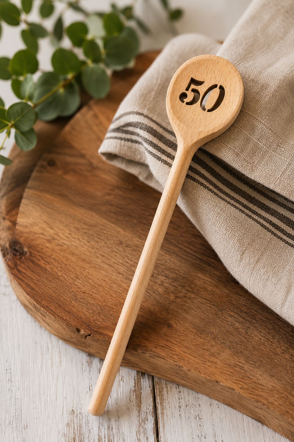 Kochlöffel aus Buchenholz 30 cm mit Zahl 50 – Geschenk zum 50. Geburtstag ?