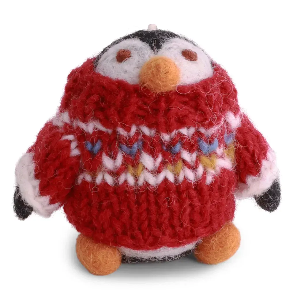 Pinguin mit Pullover – handgefertigte Filzfigur mit Strickpullover aus Nepal ? Pinguin mit Pullover – handgefertigte Filzfigur mit Strickpullover aus Nepal ?