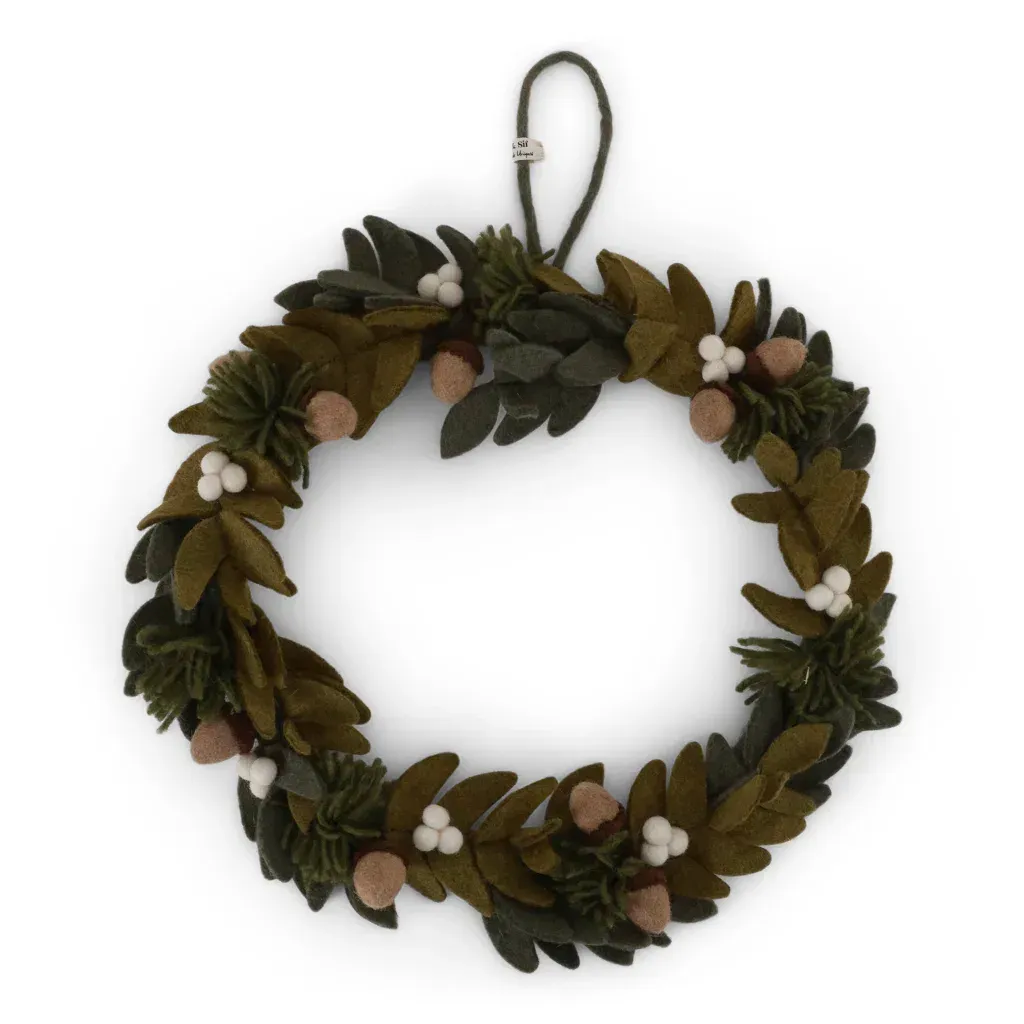 Dekokranz mit weißen Beeren und Eicheln zum Aufhängen – Handgefertigter Herbst- und Winterkranz aus Filz, 30 cm ? Dekokranz mit weißen Beeren und Eicheln zum Aufhängen – Handgefertigter Herbst- und Winterkranz aus Filz, 30 cm ?