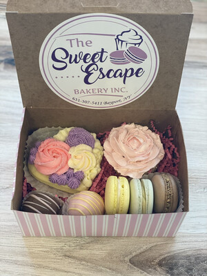 Small Assorted Mothers Day Dessert box
