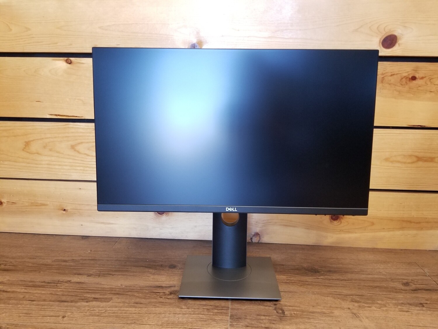 Dell 24" LEDBacklit LCD Flat Panel Monitor P2419H, FHD 1920 x 1080 at 60Hz, Aspect Ratio 169