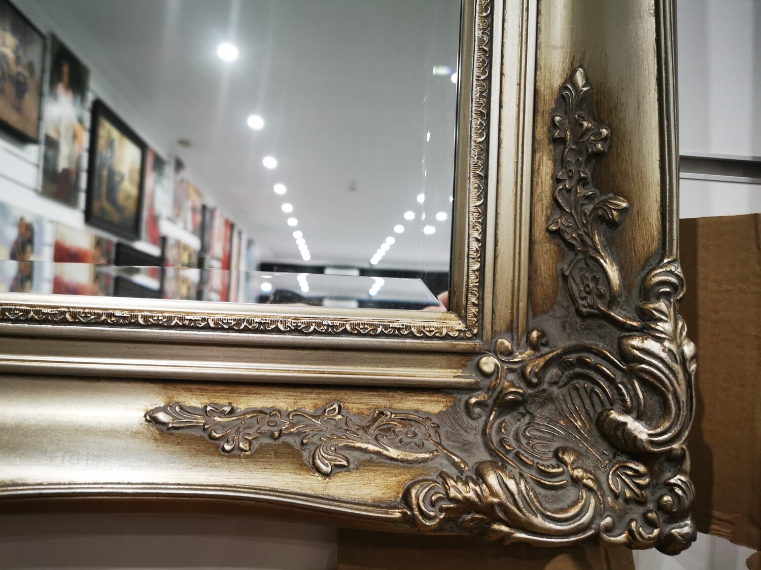 Ornate Frame 02 - Silver 61x91cm
