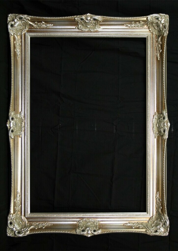 Ornate Frame 03 - Silver 41x51cm Victoria