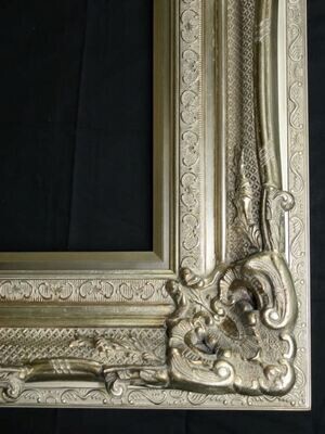Ornate Frame 04 - Silver 61x91cm Grand