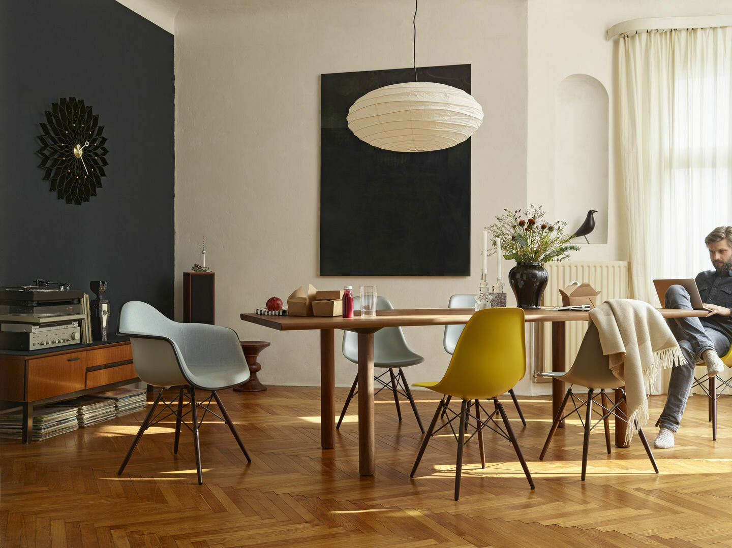 Vitra Sunflower Clock
