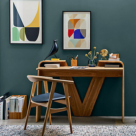 Vitra Tripod Clock